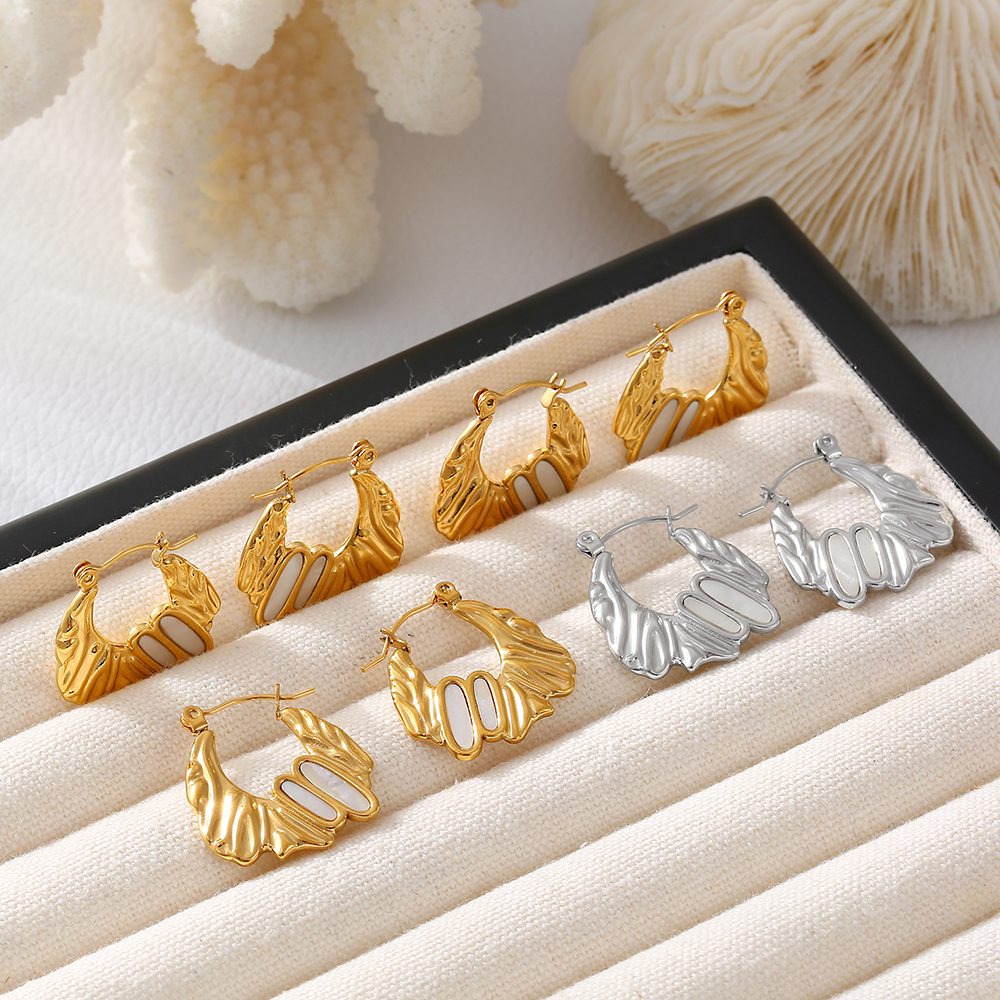 304 Stainless Steel Geometric PVD Coated Shell Real Gold Plated 18K Gold Elegant Artistic Commute Waterproof Non Tarnish Plating Earrings