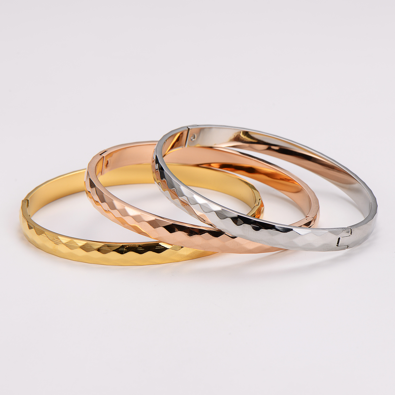 304 Stainless Steel Simple Diamond-Shaped Starry Sky Vacuum Electroplated Bracelet For Women Classic Jewelry Couple Plated With 18K Real Gold