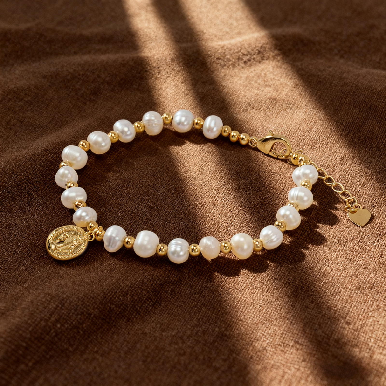 Elegant Pearl Metal Bracelet Fashion Women's Business Gift Cross Ring Bracelet Fashion Chain Accessory Suitable For Parties And Travel