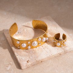 Bracelet - Gold Pearls (Set of Two)