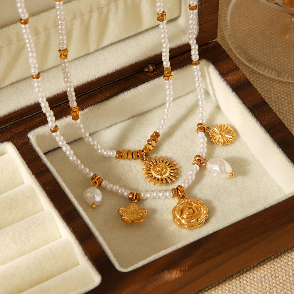 Jewelry Pearl Chain 304 Stainless Steel Sunflower Pendant Necklace For Women High-End Accessories Fashionable Necklace Vacuum Electroplated 18K Gold Plated INS Style Elegant Beaded Lobster Clasp