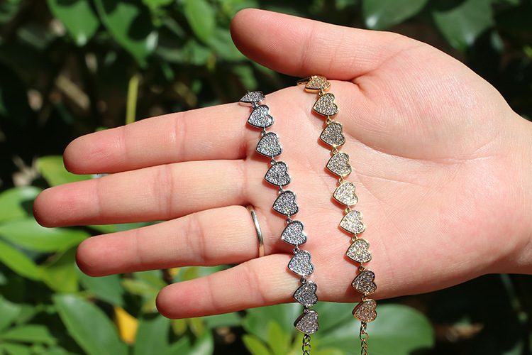 Fashion Full Row Of Peach Heart-shaped Copper Zircon Bracelet Wholesale