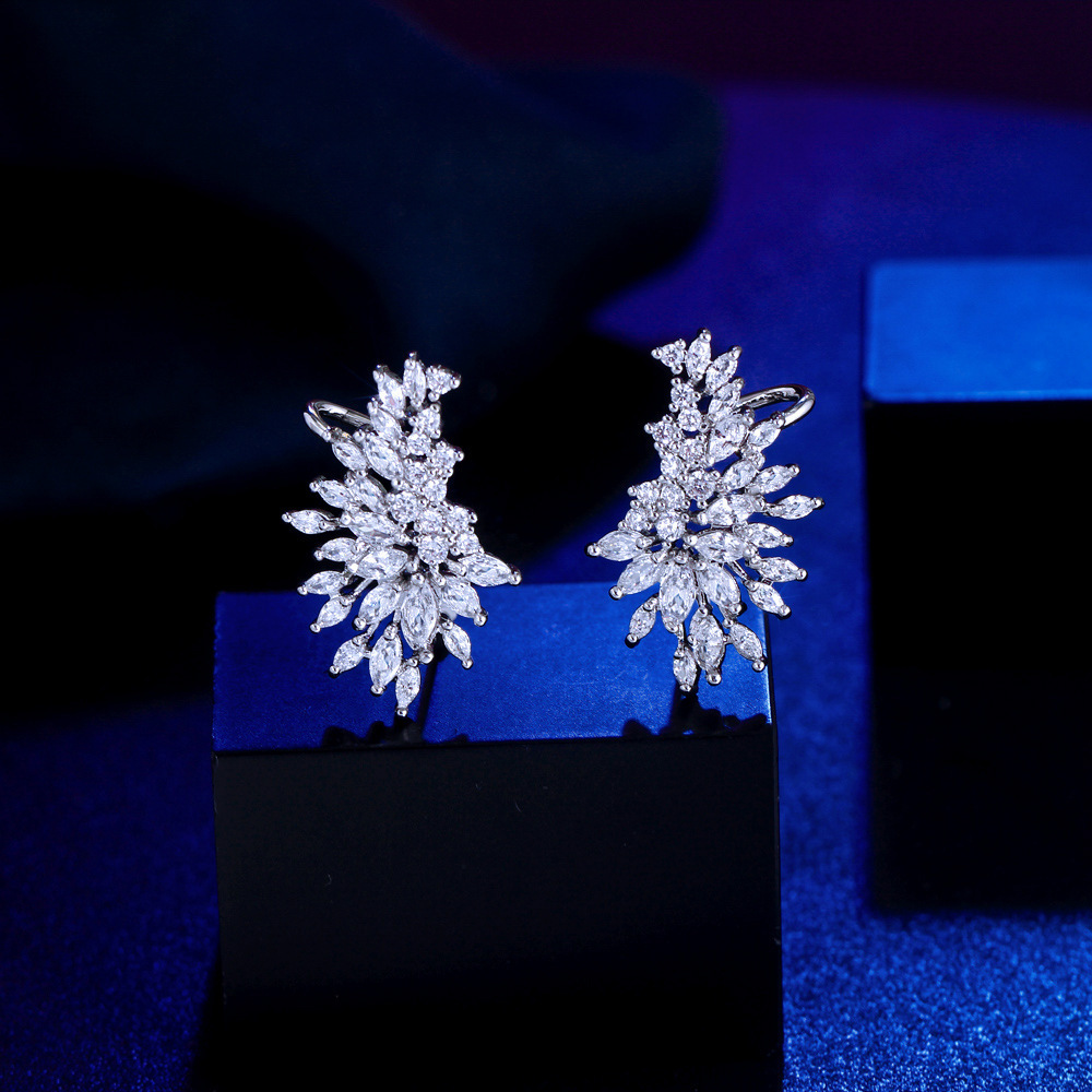 Graceful Angel Wing Shape Earrings For Women Full Zircon Rhombus Ear Clips Pair Copper Water Plated Rhodium Jewelry Accessories