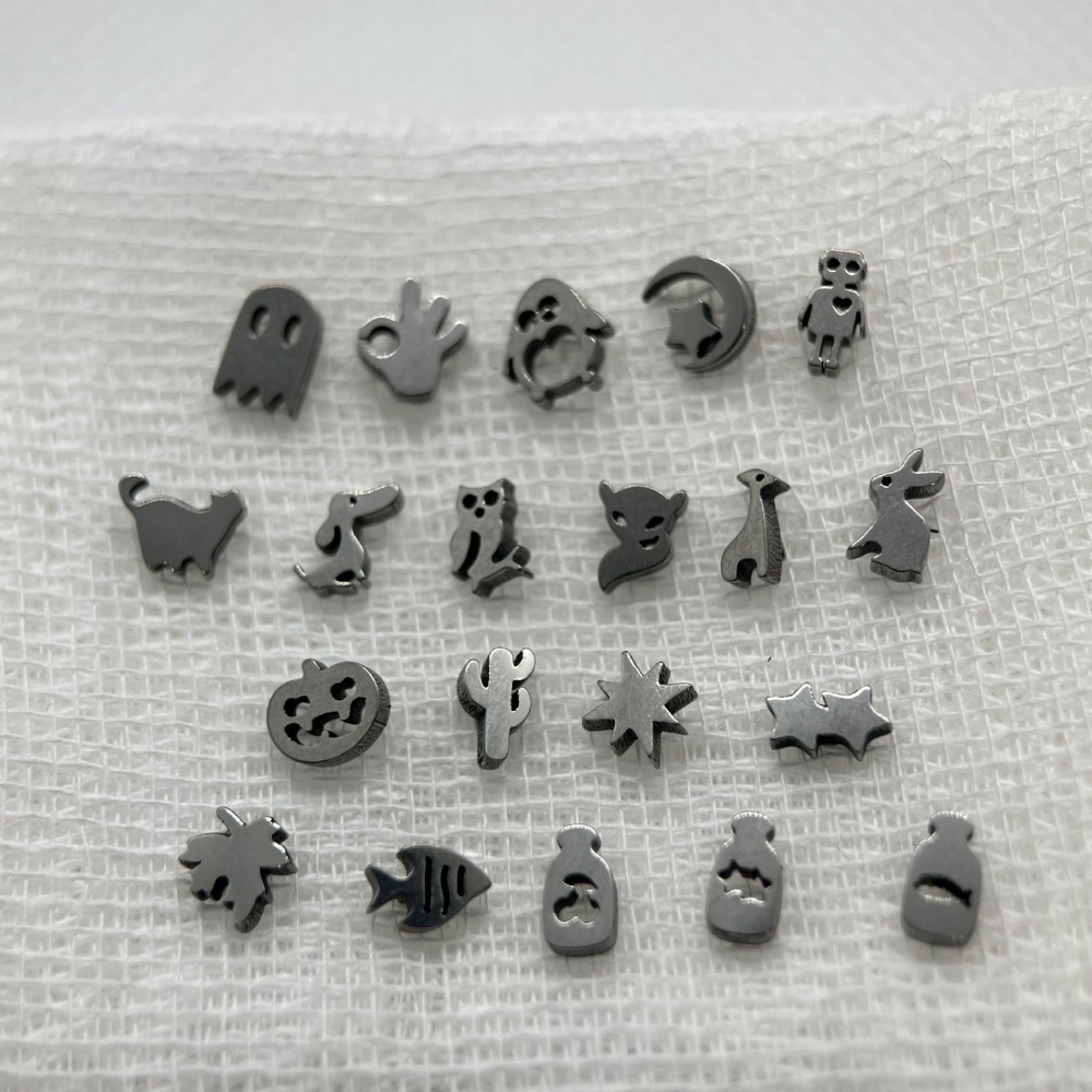 Titanium Alloy F136 Mini Cat Sausage Dog Giraffe Cactus 0.9 Tooth Jewelry Head Animal Pattern Piercing Accessories For Men And Women