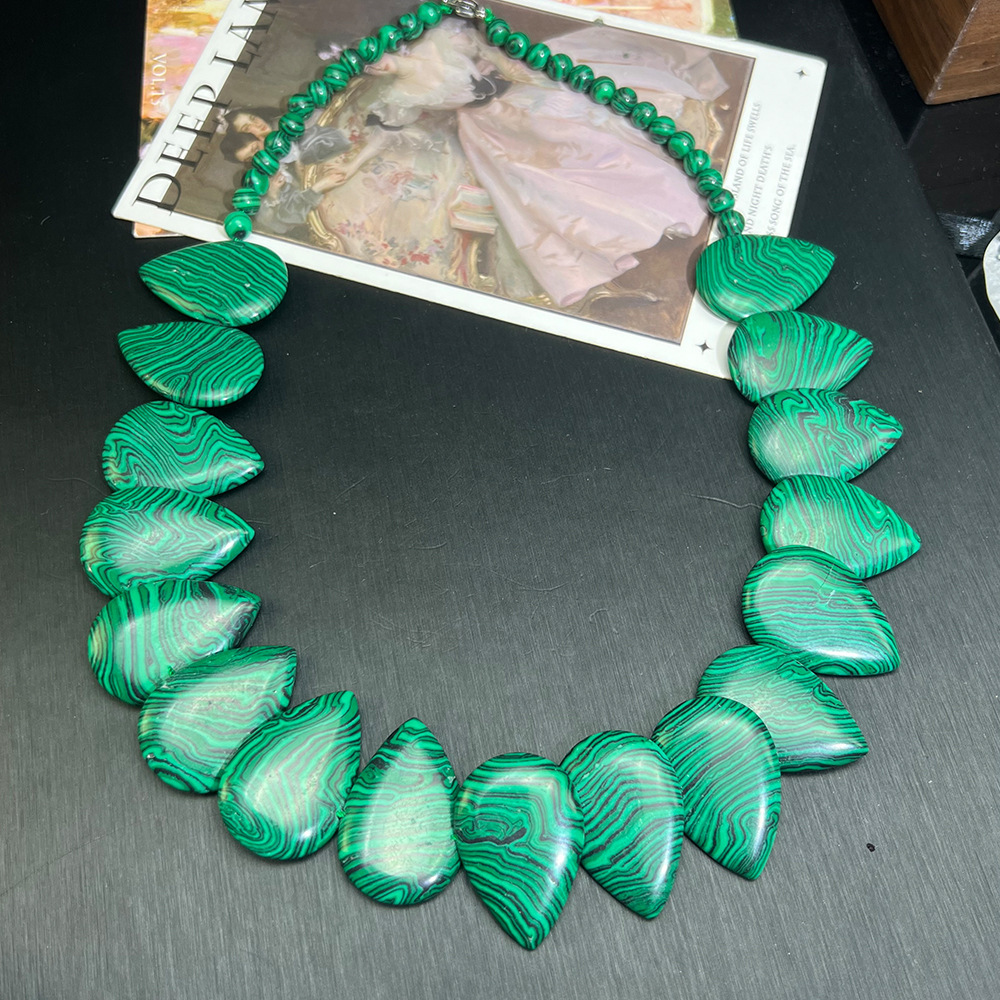 Vintage Simple Natural Stone Pink Crystal Agate Waterdrop Leaf Beads Necklace  Style Jewelry Accessories