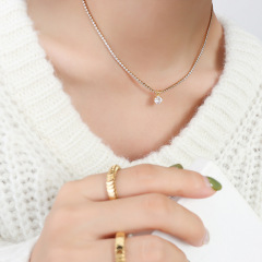 P105-Zircon Necklace P105 Gold