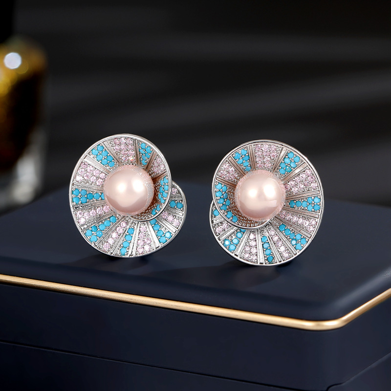 1 Pair Simple Style Classic Style Solid Color Plating Inlay Copper Alloy Artificial Pearls Zircon White Gold Plated Ear Studs