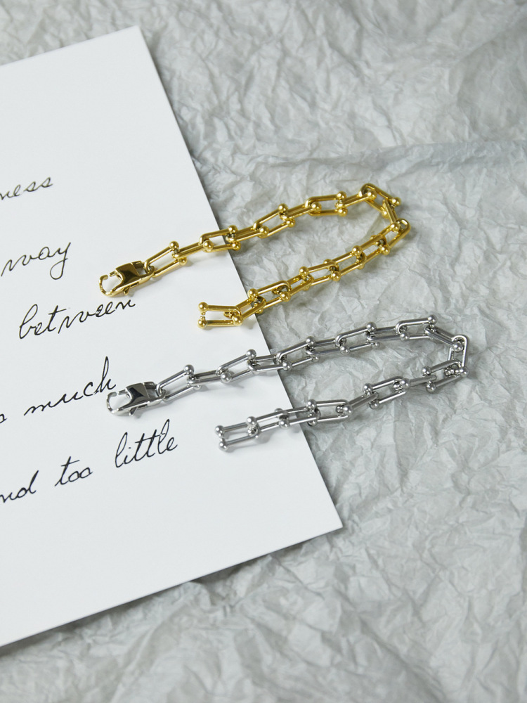 PVD Coated Real Gold Plated 18K Gold U Shape 304 Stainless Steel Fashion Waterproof Non Tarnish 304 Stainless Steel Bracelets