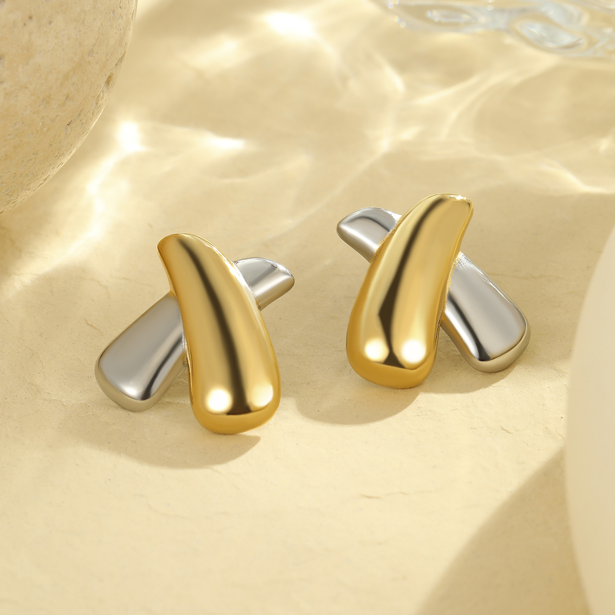PVD Coated Real Gold Plated Color Block 304 Stainless Steel Classic Style Waterproof Non Tarnish Ear Studs