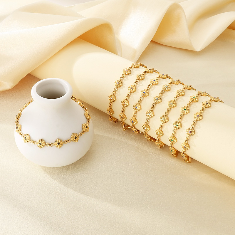 Minimalist Design 304 Stainless Steel Twelve Colors Four-Pointed Star Vacuum Electroplated 18K Real Gold Rhinestone Simple High-End Accessories Hand Jewelry