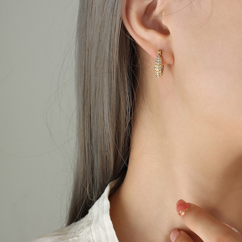 PVD Coated Real Gold Plated 18K Gold U Shape 304 Stainless Steel Fashion Waterproof Non Tarnish Hoop Earrings