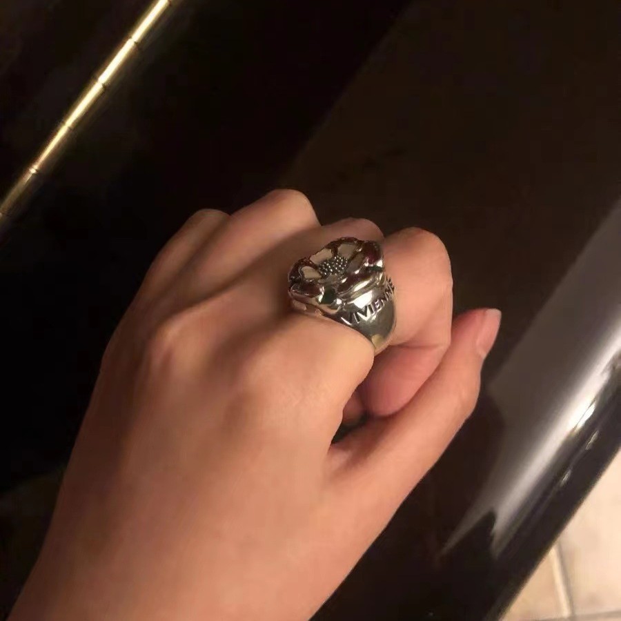 Tudor Enamel Rose Pattern Ring Copper Plated Gold Middle-Aged Revival Style Floral Design Women's Jewelry Accessories