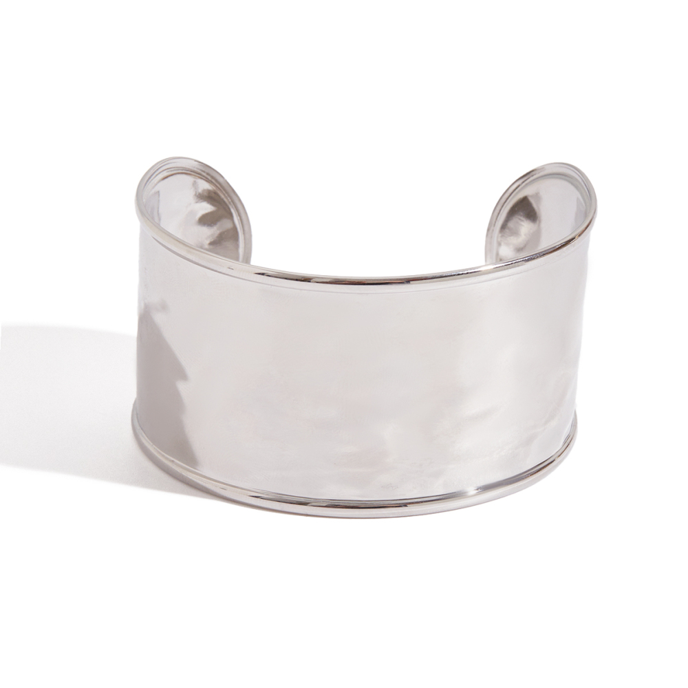 Ladies Classic Style Stainless Steel Hammered Pattern Wide Face Open Hand Bracelet Travel Suitable All Seasons Versatile Jewelry