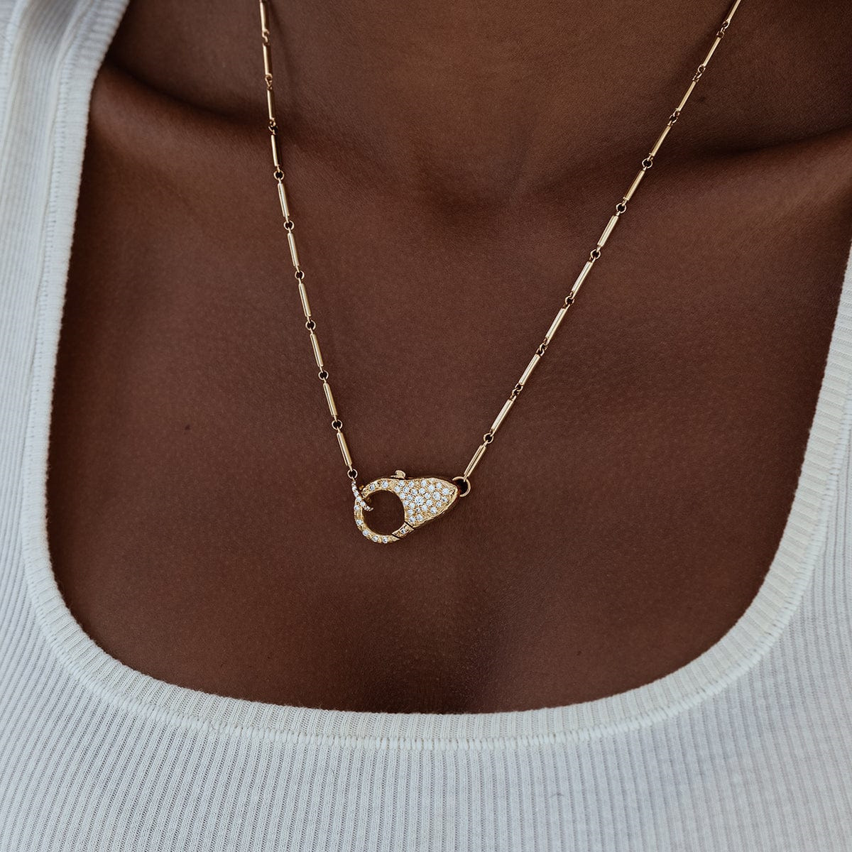 14K Gold Plated Lobster Clasp Necklace With Diamond Star Design Color Retention Luxury Lightweight Jewelry For Women