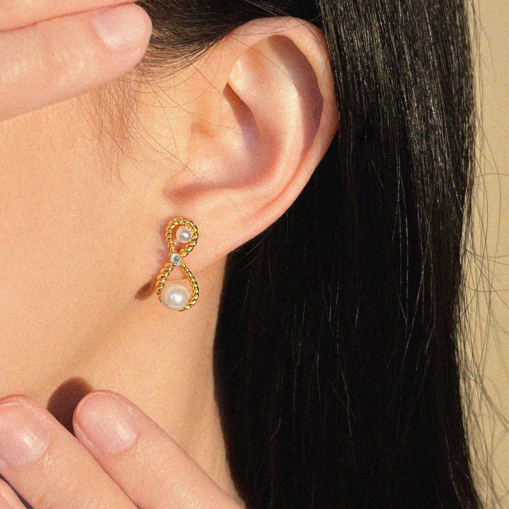 Original Design Thick Plated 18K Gold Mobius Ring Pearl Zircon Earrings Geometric Twist S925 Silver Needle Women's Jewelry
