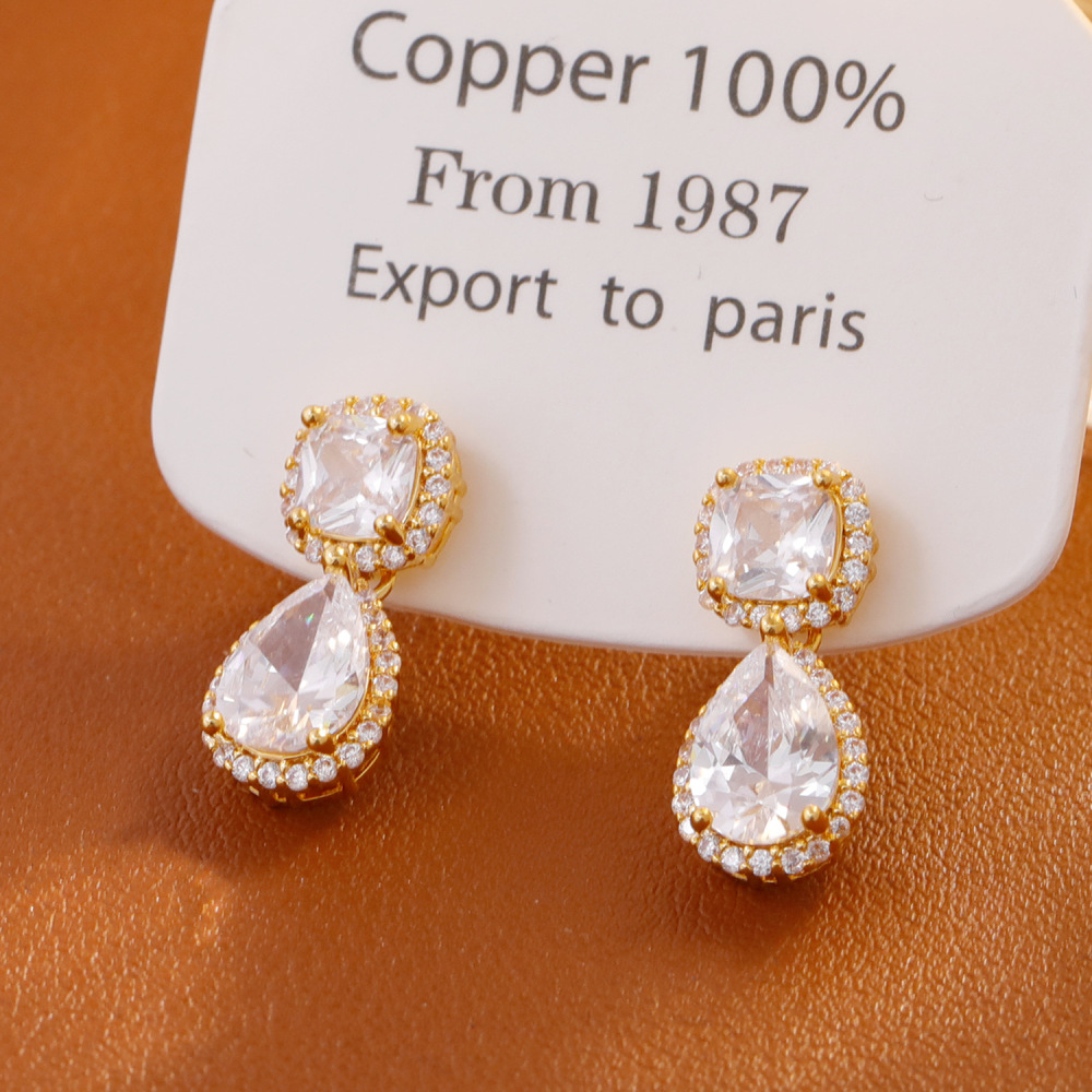 Slimming Short Stylish Women's Earrings Super Shiny Elegant Fashionable Jewelry Accessories Geometric Pattern Copper Material