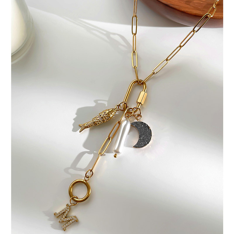 Women's 26 Letters 18K Gold Plated 304 Stainless Steel Vacuum Electroplated Waterproof Non-Fading Pearl Moon Fish Tassel Hypoallergenic Y-Chain Collarbone Chain Paperclip Chain Accessories Simple Style
