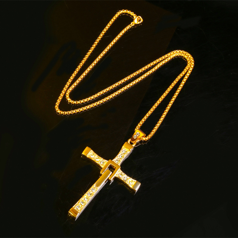 PVD Coated Real Gold Plated 18K Gold Cross 304 Stainless Steel Fashion Waterproof Non Tarnish 304 Stainless Steel