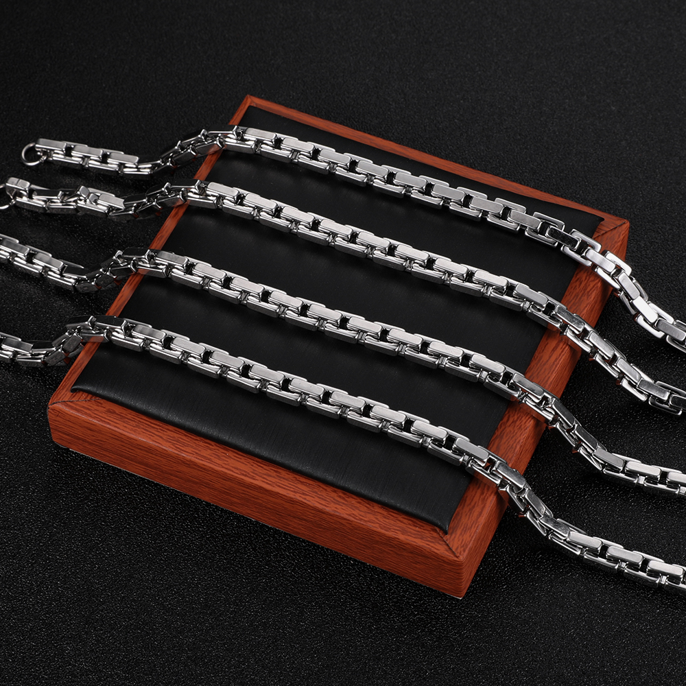 304 Stainless Steel Men's Accessories Four-Sided Embossed Square Tooth Pattern Spliced Tassel Necklace Simple Design Vintage Men's Trend