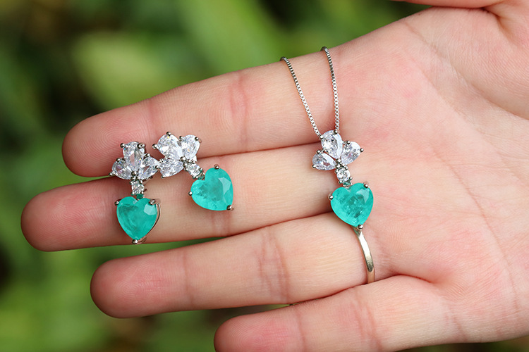 Elegant Heart Shape Copper Inlay Crystal Women's Earrings Necklace
