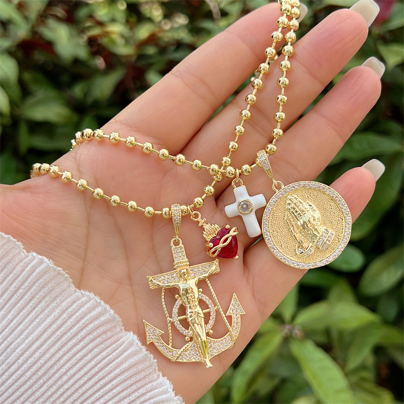 Wholesale Jewelry Retro Classic Style Cross Heart Shape Copper Zircon 18K Gold Plated Pendant Necklace