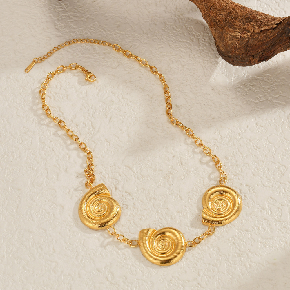 Exaggerated 18K Gold Stainless Steel Snail Spiral Necklace Titanium Steel Jewelry Unique Design Women's Accessories
