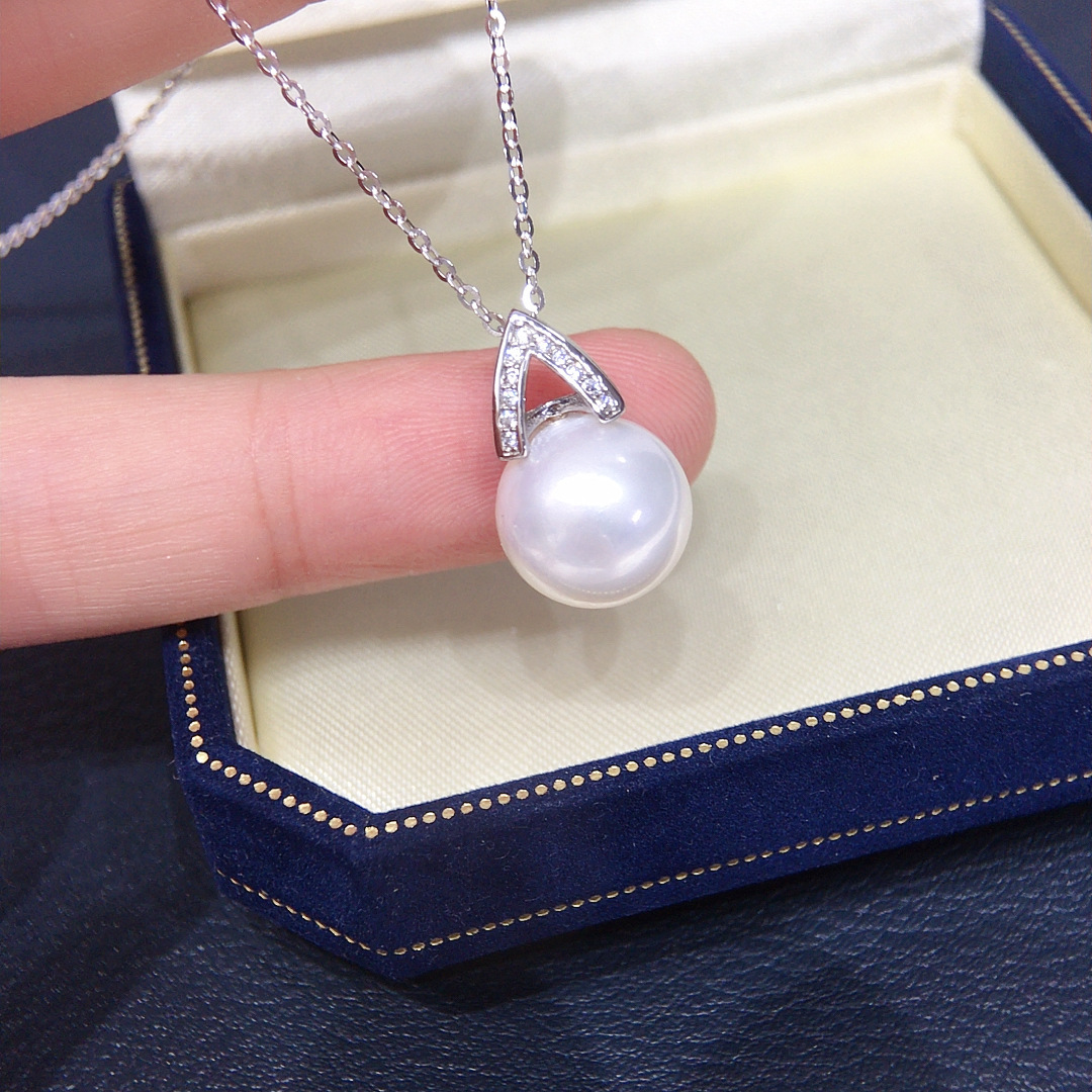 Natural Freshwater Pearl Necklace Single Bead Perfect Round Aurora Pearl Pendant S925 Sterling Silver Clavicle Chain Women's Style White