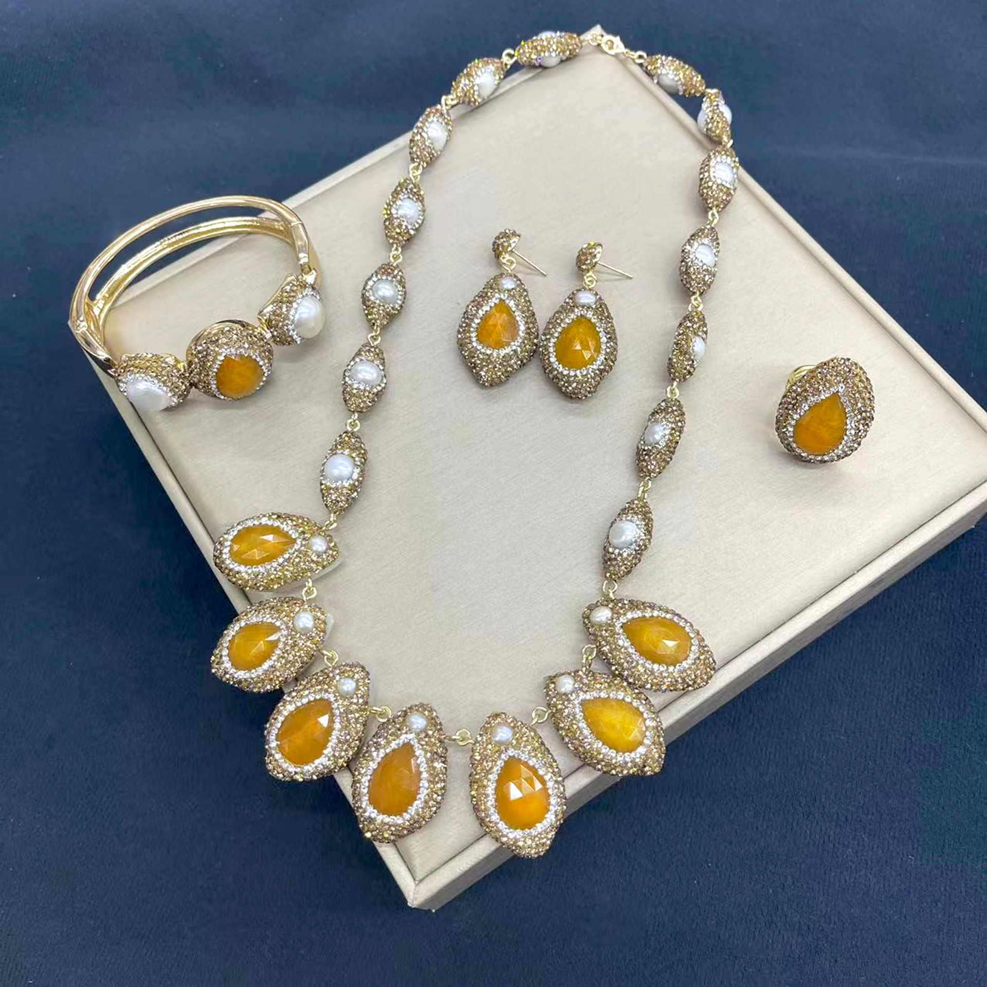 Natural Pearl Set Recommended By Shop Owner French Style Electroplated Four-Piece Jewelry Set Embedded With Jade