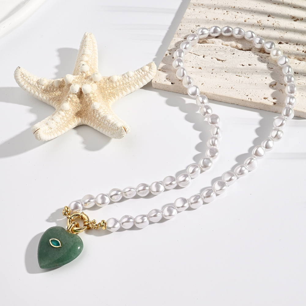 Natural Stone Micro-Set Zircon Shell Flower Heart Necklace Women's Casual Vacation Style Pendant Necklace Four Seasons Universal