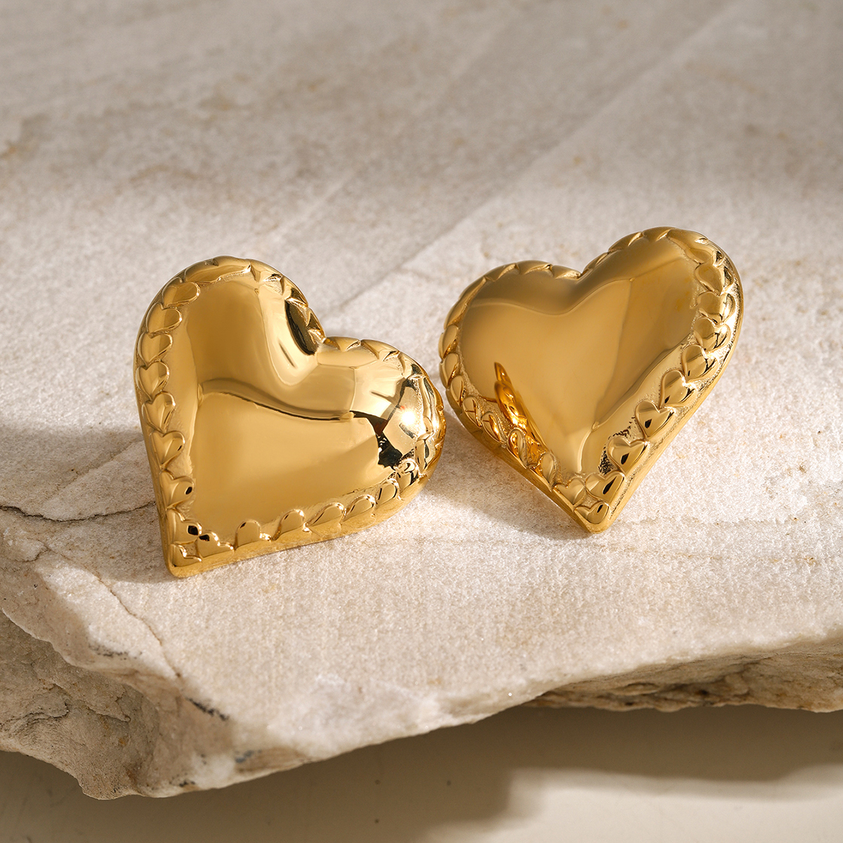 18K Gold Plated 316 Stainless Steel  PVD Coated Heart Shape Simple Style Classic Style Ear Studs For Women's