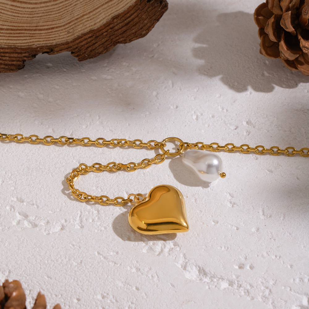 Personality Simple Baroque Imitation Pearl Heart Pendant Necklace Sweater Chain Light Luxury High-End Accessories Jewelry Vacuum Plating (Furnace)