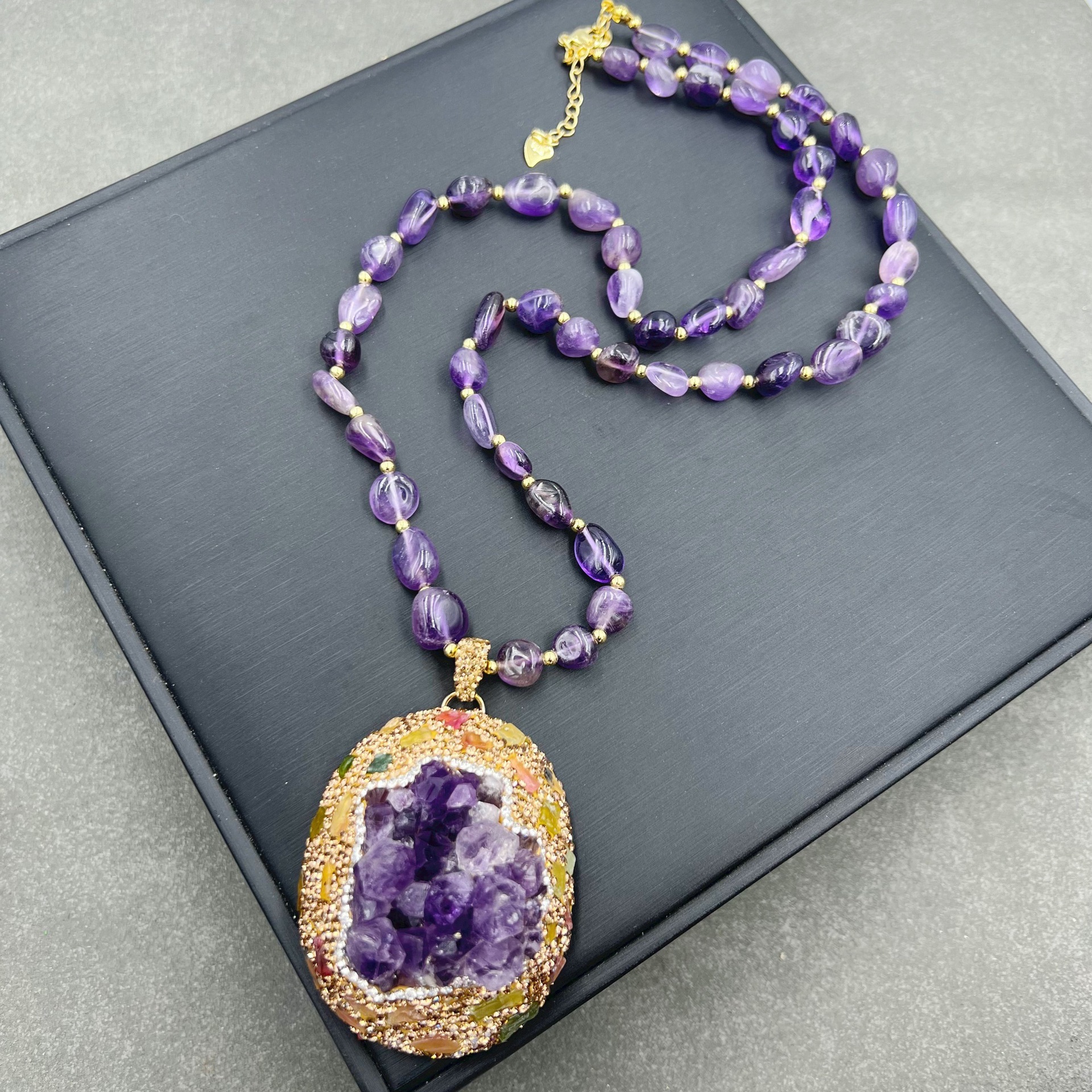 Original Design Uruguayan Quartz Crystal Raw Stone Necklace Fashionable Color Retention Sweater Chain Unique Personality Accessory