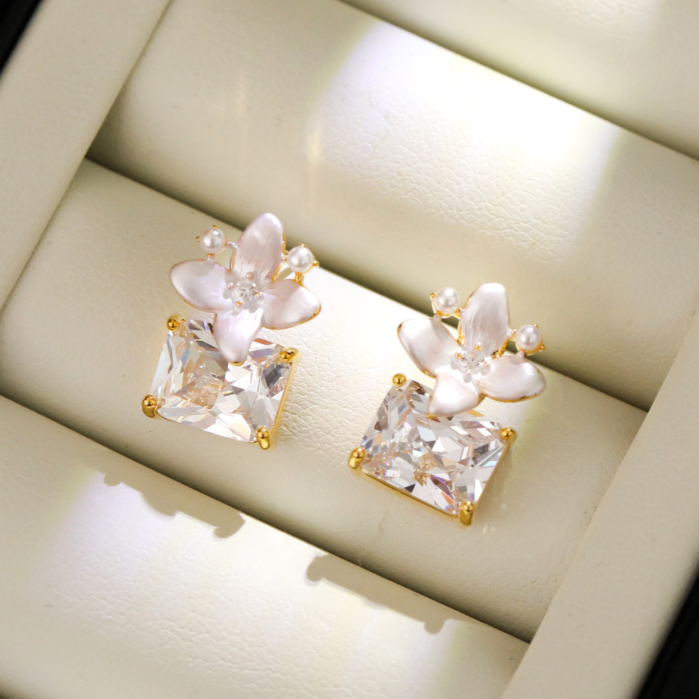 New Simple Floral Sugar Cube Earrings Women's New Style Fashion Fresh Personality Luxury Lightweight Elegant Jewelry Accessories