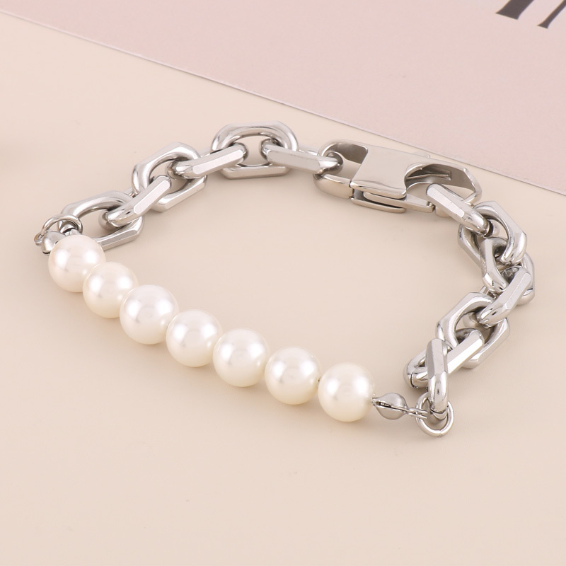 PVD Coated 18K Gold Plated Geometric Stainless Steel Freshwater Pearl Simple Style Classic Style Waterproof Non Tarnish Bracelets