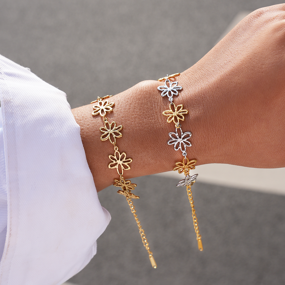 18K Gold Plated 304 Stainless Steel Vacuum Electroplating (In Furnace) Vintage Floral Waterproof Non-Fading Asymmetric Three-Dimensional Handmade Chain Women's Bracelet Jewelry Accessories
