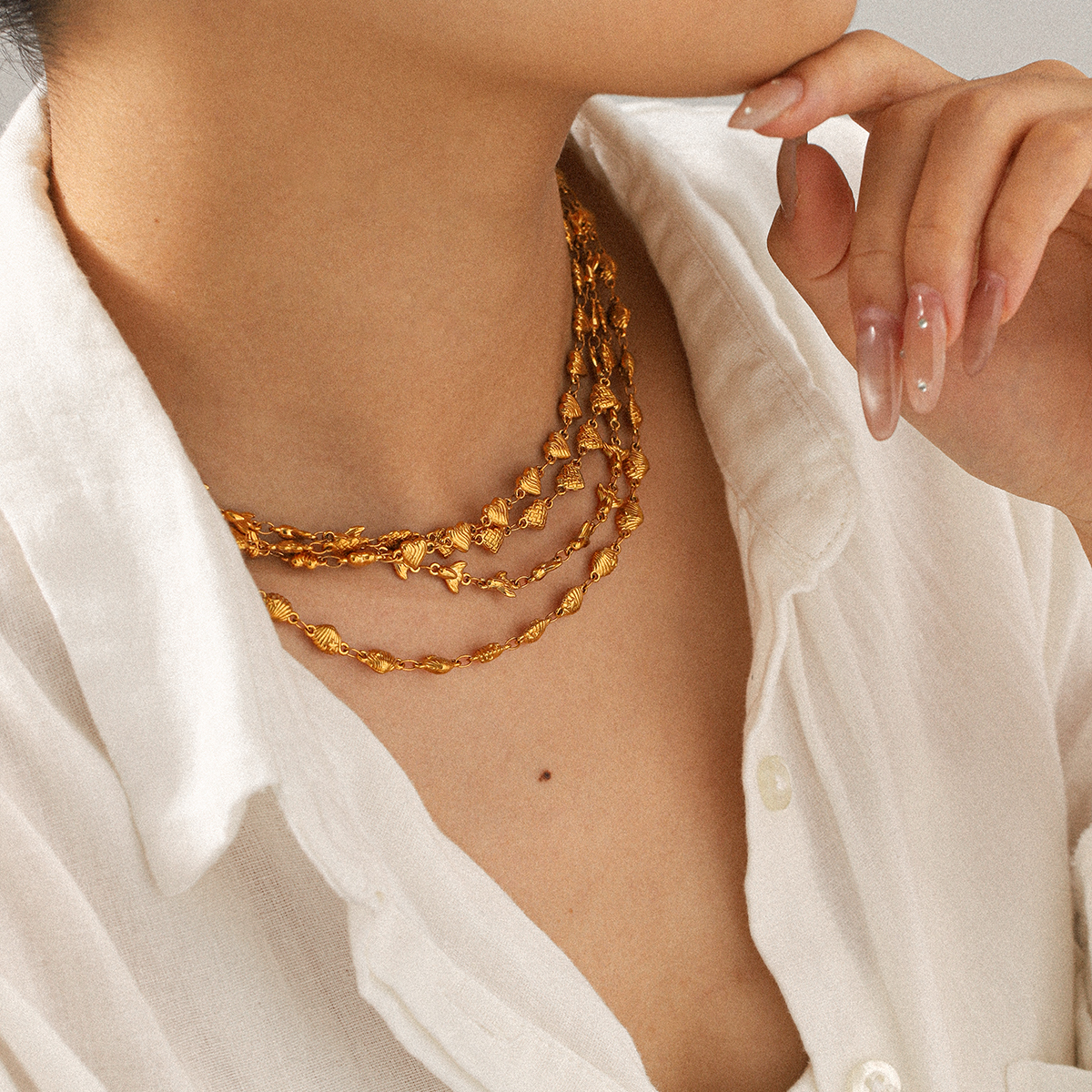 INS Style Stainless Steel Heart Necklace Non-Fading 18K Gold Shell Collarbone Chain Titanium Steel Jewelry  Accessories