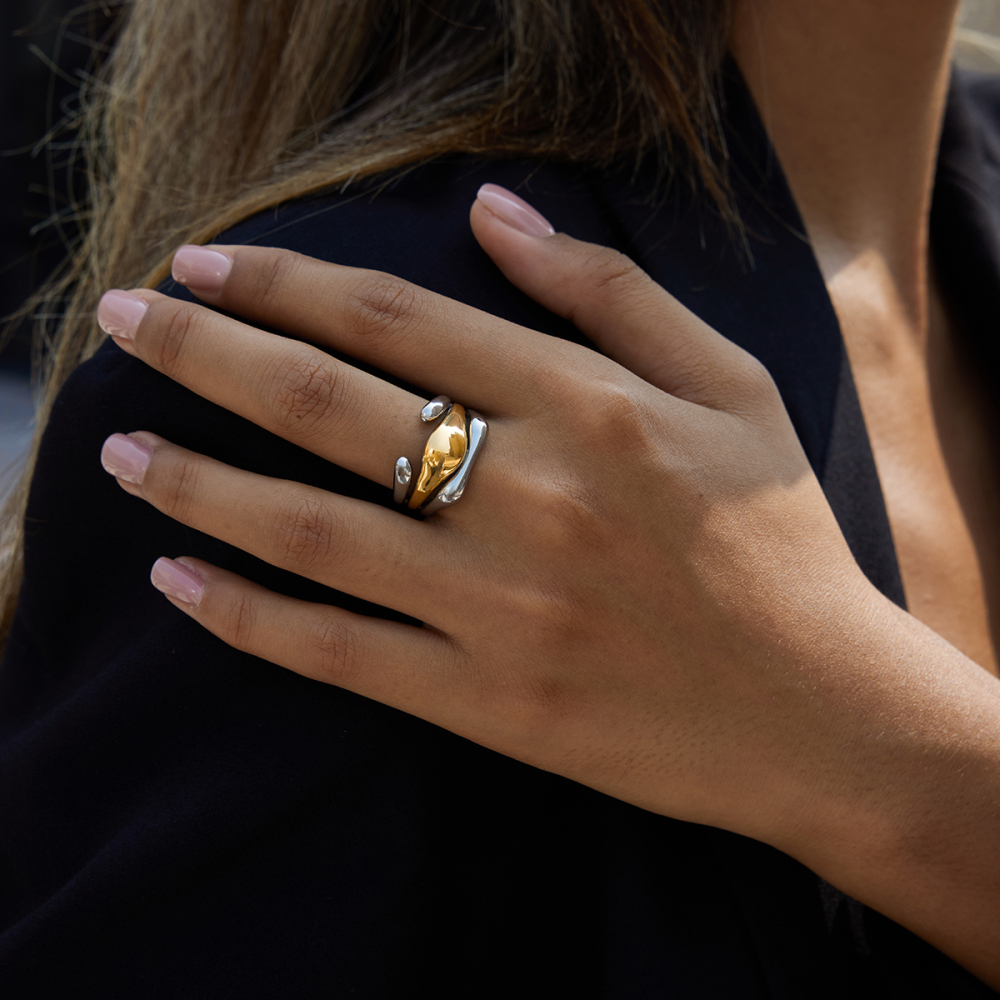 Classic Style Ladies Ring Irregular Stainless Steel Gold And Silver Gradient Smooth Surface Size 7 For Travel All Seasons
