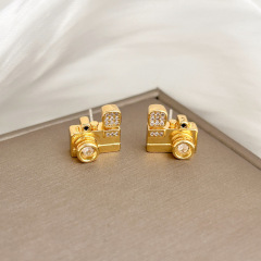 Gold Stud Earrings Pairs