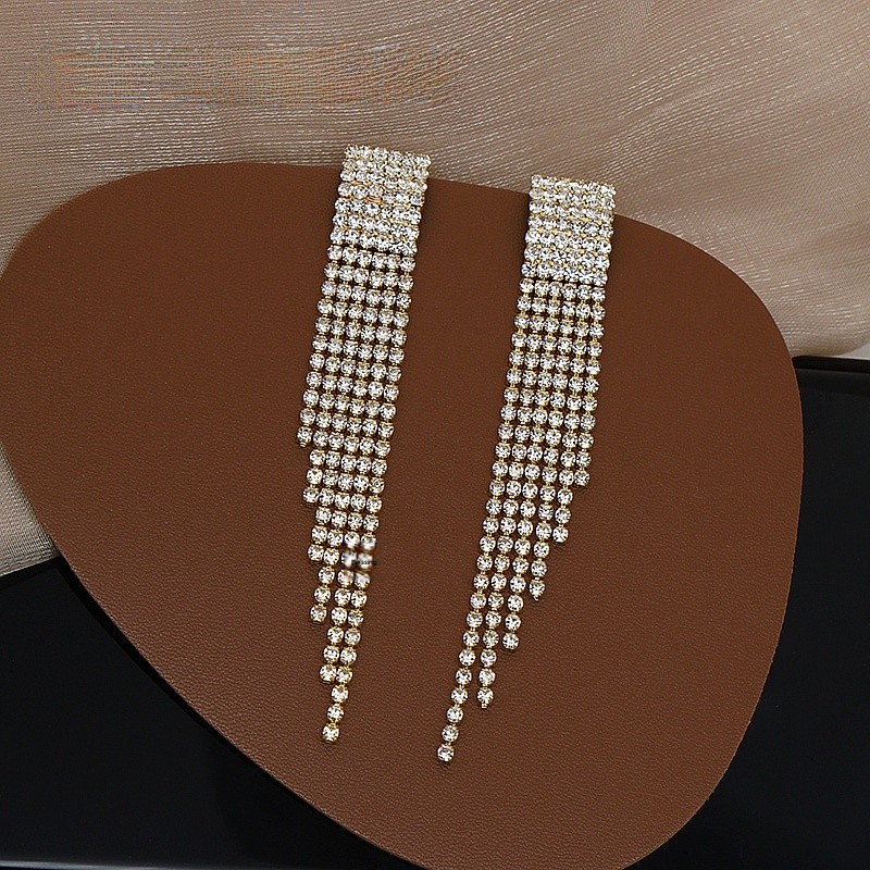 Full Diamond Claw Chain Necklace Bracelet Ring Earrings Four-Piece Set Geometric Women's Jewelry Accessories