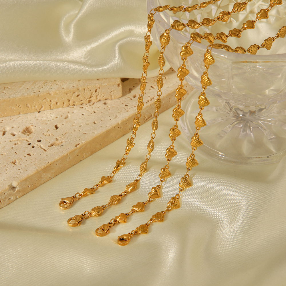 INS Style Stainless Steel Heart Necklace Non-Fading 18K Gold Shell Collarbone Chain Titanium Steel Jewelry  Accessories