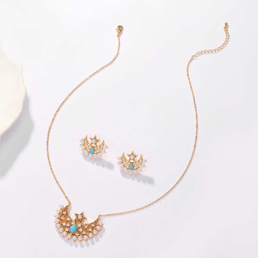 2-Piece Set Copper Inlaid Zirconia Plated Ramadan Middle Eastern Star Moon Hollow Pattern Ethnic Style Women's Earrings Pendant Suitable For Holiday Party Banquet Jewelry Accessories