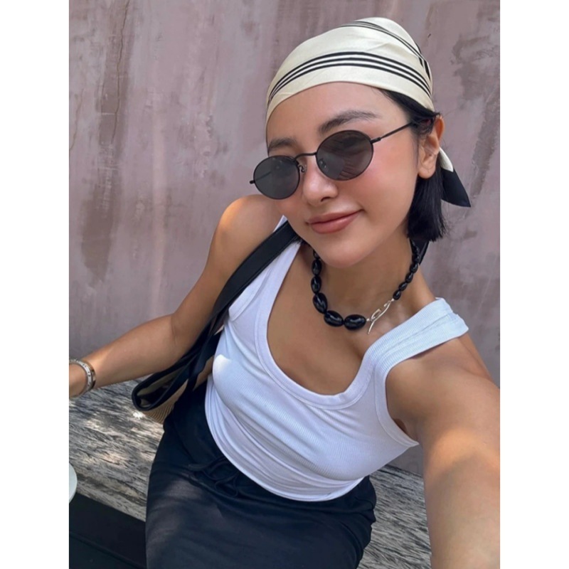 Zhu Yue'er Gradient Oval Black Onyx Beaded OT Clasp Sweater Chain Necklace Women's Jewelry Accessories Pendant Material