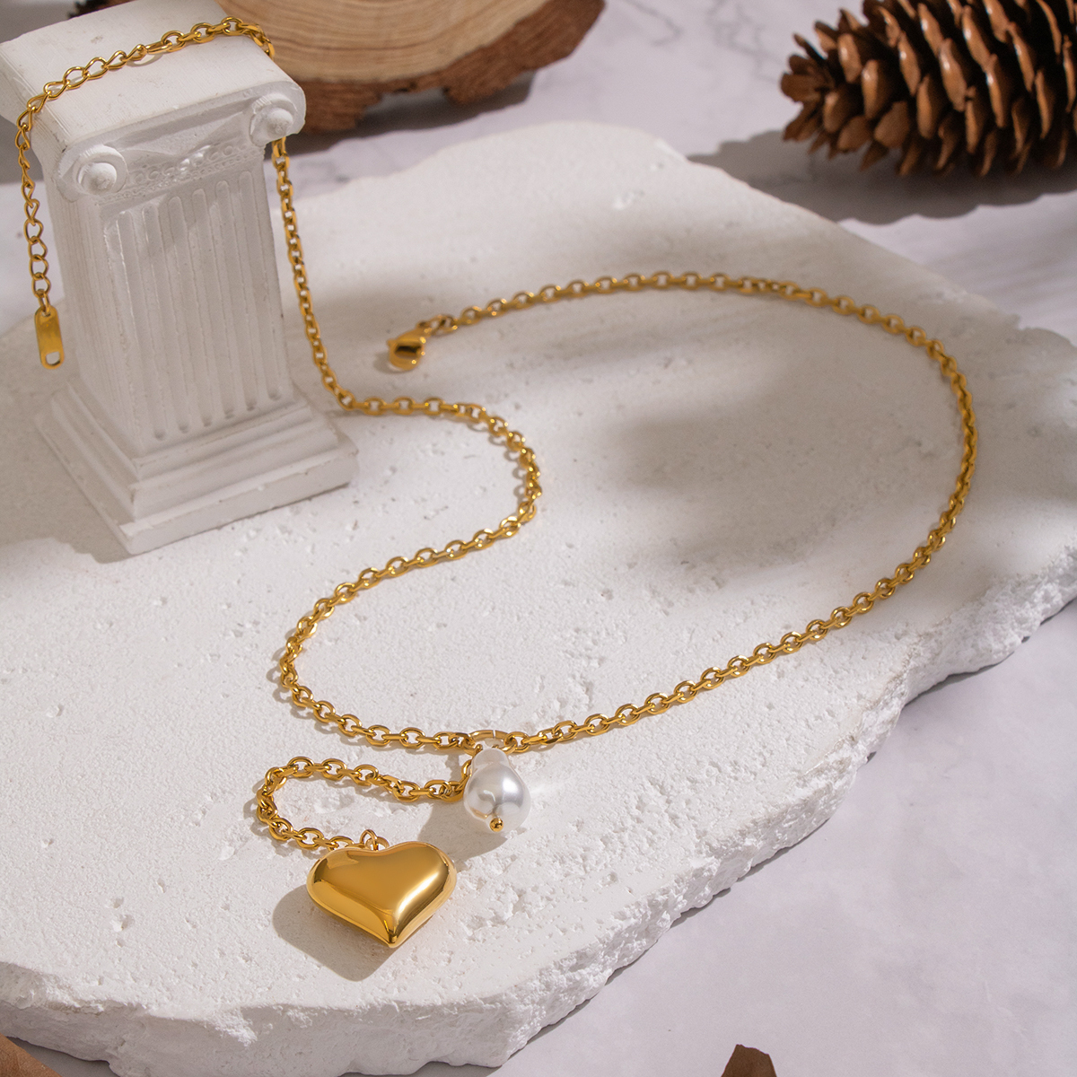 Personality Simple Baroque Imitation Pearl Heart Pendant Necklace Sweater Chain Light Luxury High-End Accessories Jewelry Vacuum Plating (Furnace)