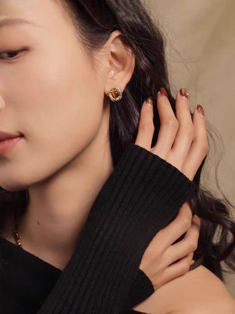 Red Snake Pattern Earrings Women's Luxury Style S925 Silver Needle Ear Jewelry New Year Gift Original Design Fashion Accessories