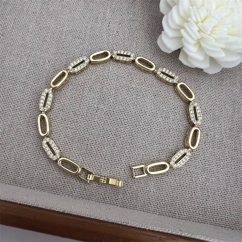 Classic Elegant Style Colorful Zircon Bracelet Fashion High-end Copper Plated 18K Gold Versatile Daily Wear Star Vacuum Plating (Furnace)