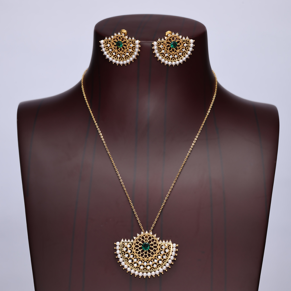 2-Piece Set Copper Inlaid Zircon Fashionable Elegant Ramadan Middle Eastern Hollow Pattern Ethnic Style Women's Earrings Pendant Suitable For Gifts Weddings Engagement Banquets Jewelry Accessories