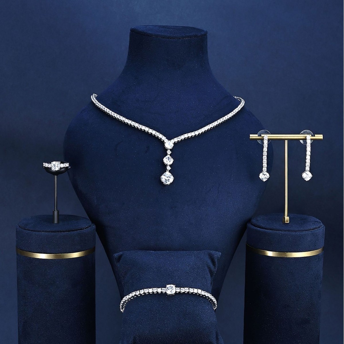 Luxurious Diamond Shaped Jewelry Set Original Design Wedding Celebration  Style Complete Four-Piece Kit