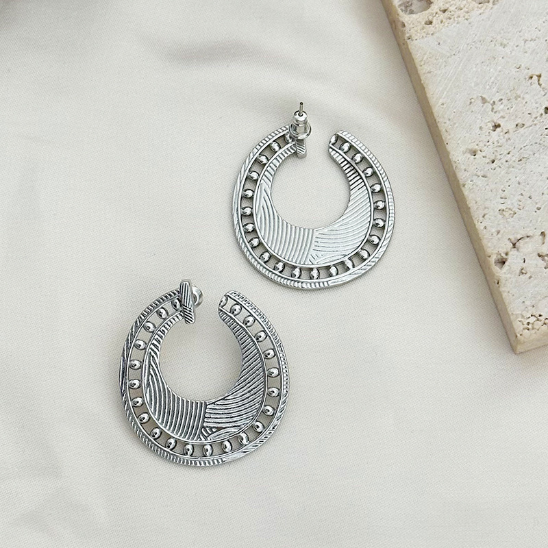 Elegant Unique Geometric Titanium Steel Plated Gold U-Shaped Earrings Women Fashion Jewelry Accessories OL Style Copper Material