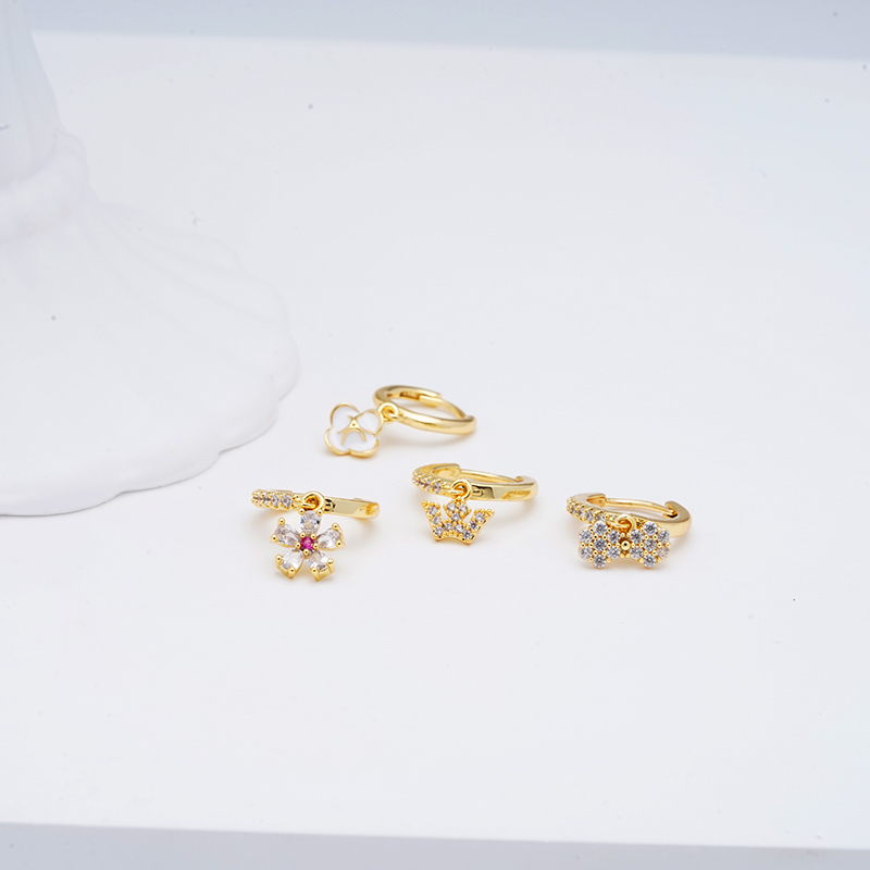 1 Set Simple Style Classic Style Irregular Heart Shape Crown Plating Inlay Copper Zircon Gold Plated Drop Earrings