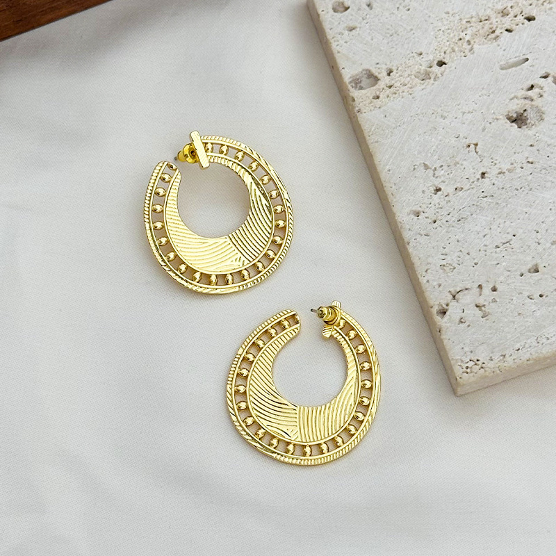 Elegant Unique Geometric Titanium Steel Plated Gold U-Shaped Earrings Women Fashion Jewelry Accessories OL Style Copper Material